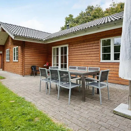 Holiday Iv Vakantiehuis